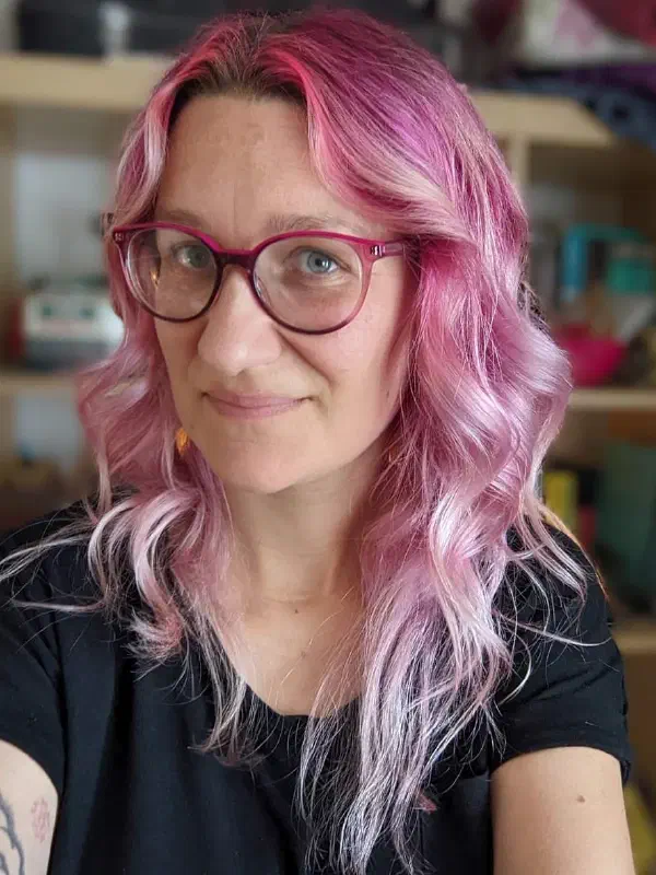 Heather Saxon-Porter, lead artist at Rainbow Tiger Face Painting